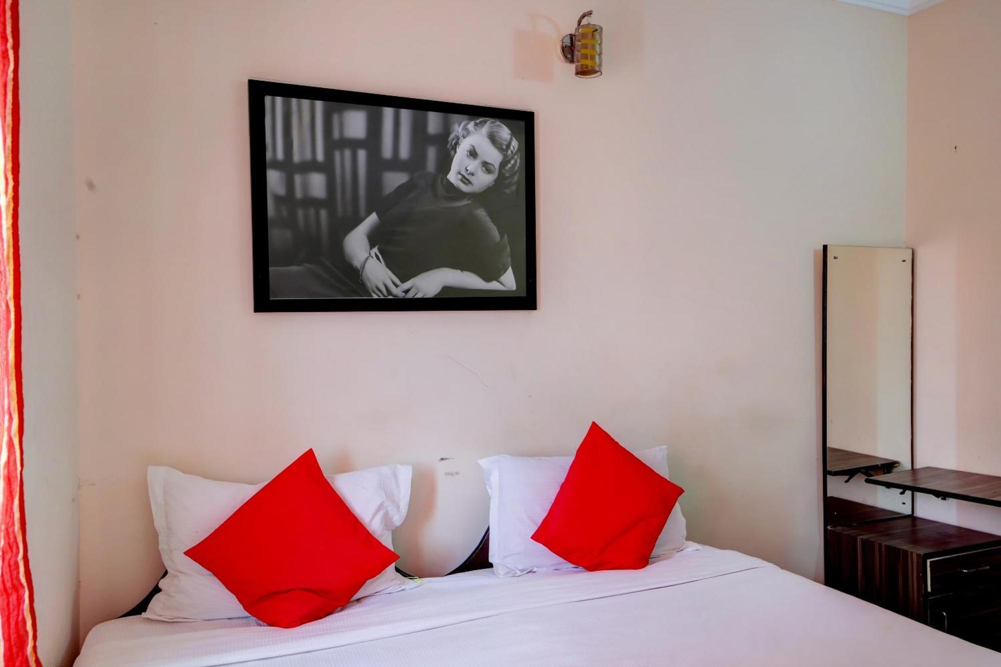 Hotel O Hotel Utsav Palace Bangalore Bagian luar foto