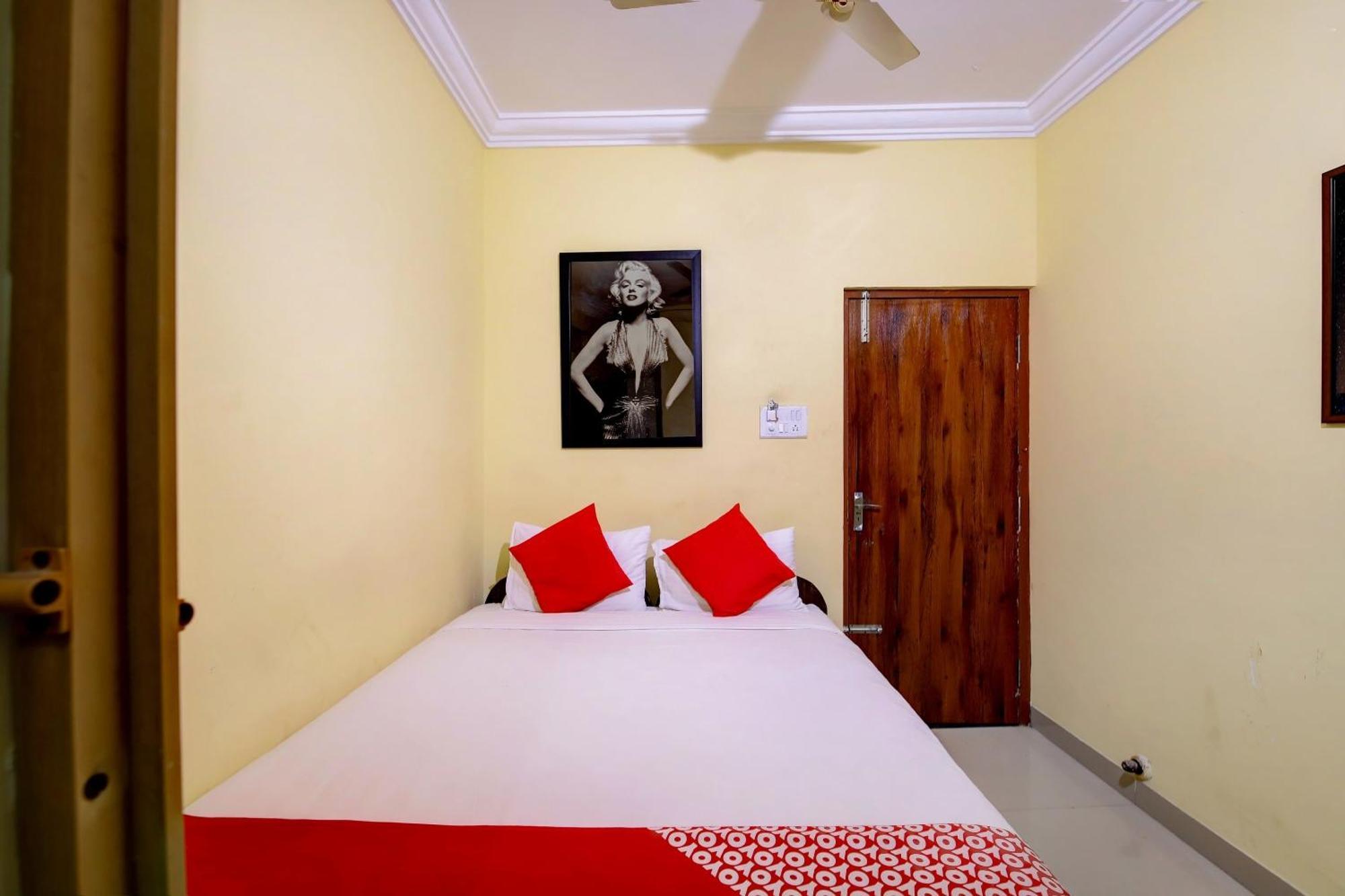 Hotel O Hotel Utsav Palace Bangalore Bagian luar foto