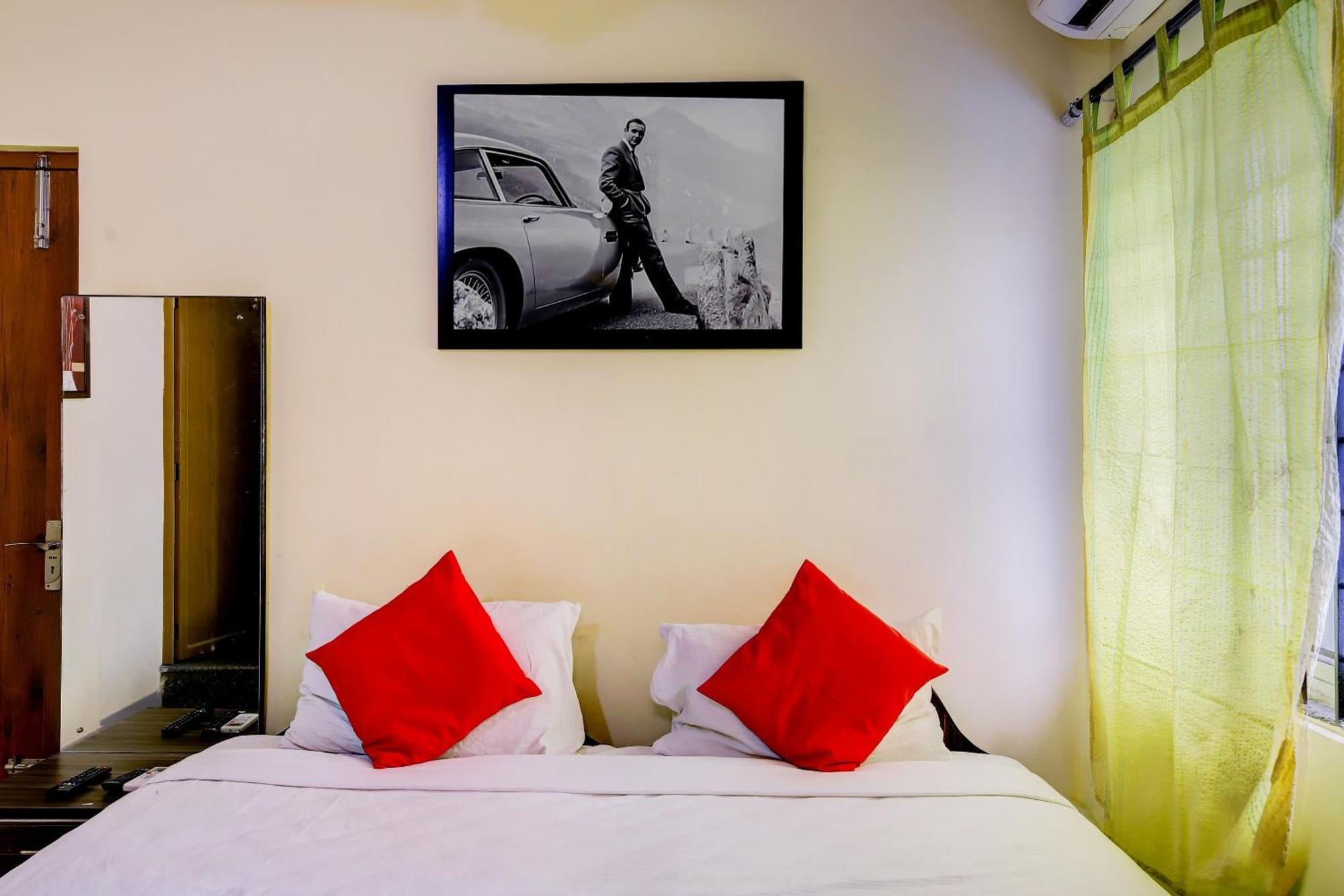 Hotel O Hotel Utsav Palace Bangalore Bagian luar foto