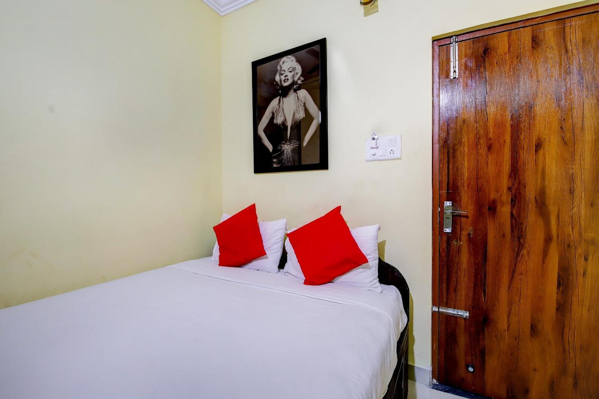 Hotel O Hotel Utsav Palace Bangalore Bagian luar foto