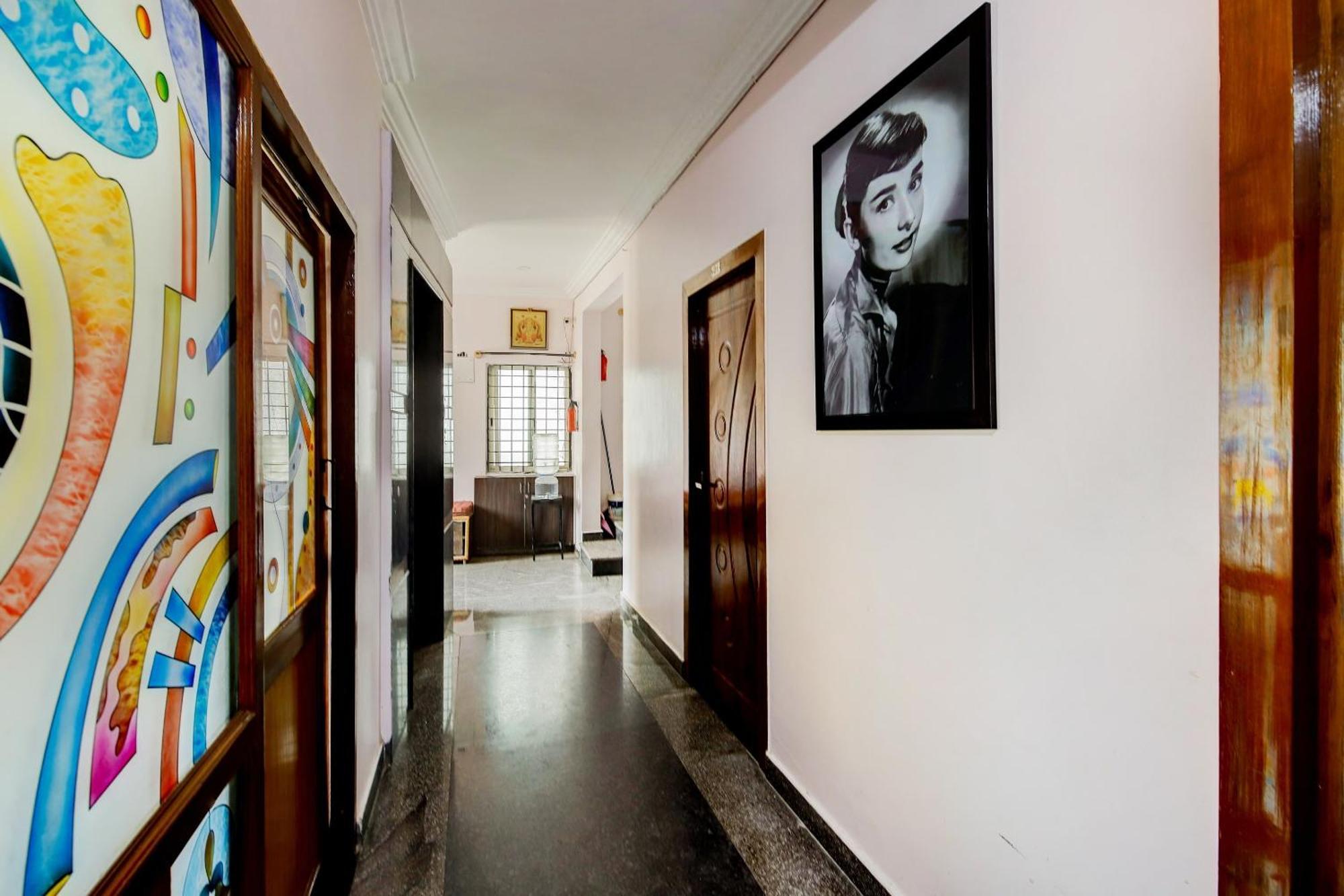 Hotel O Hotel Utsav Palace Bangalore Bagian luar foto