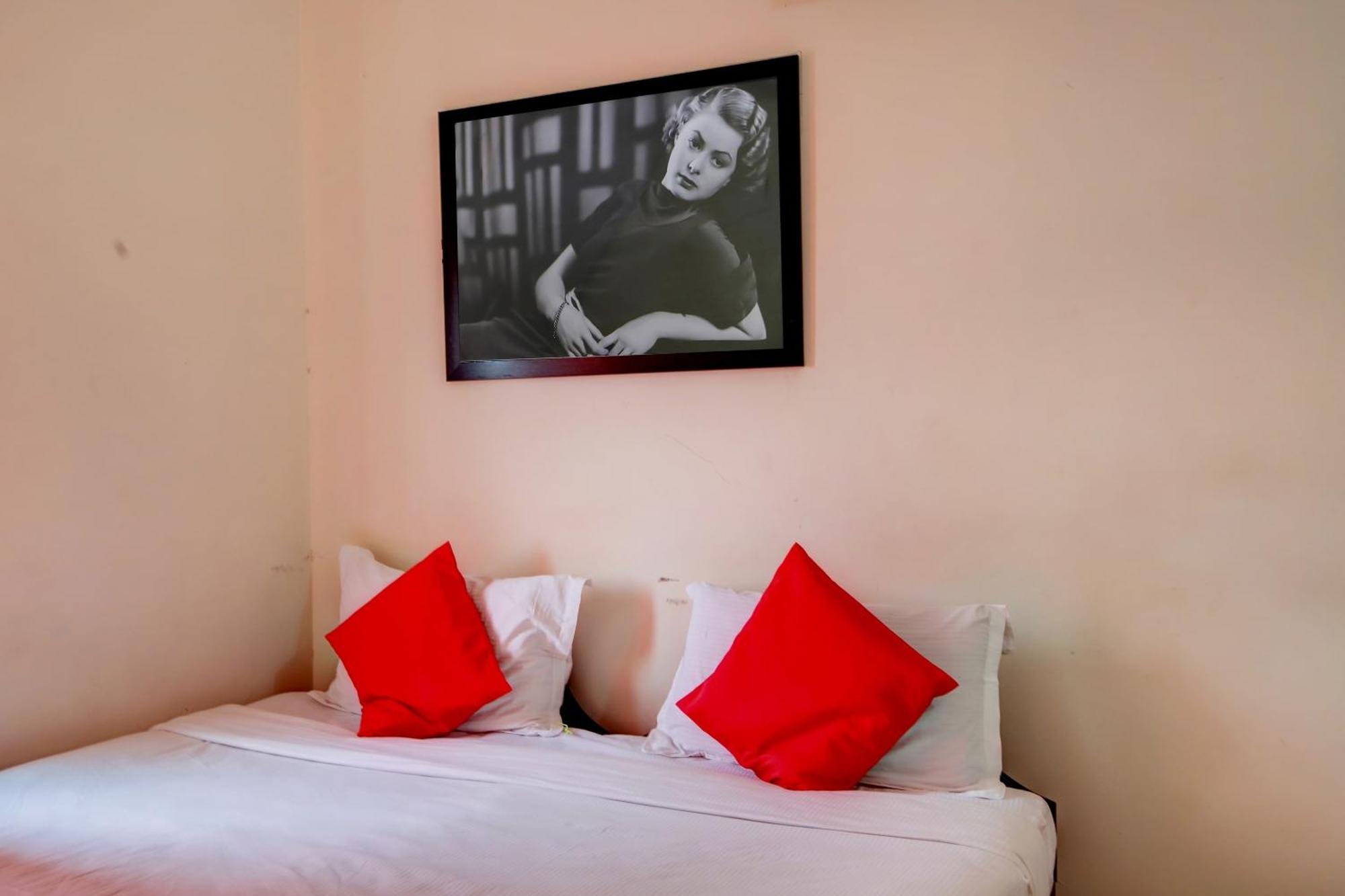 Hotel O Hotel Utsav Palace Bangalore Bagian luar foto