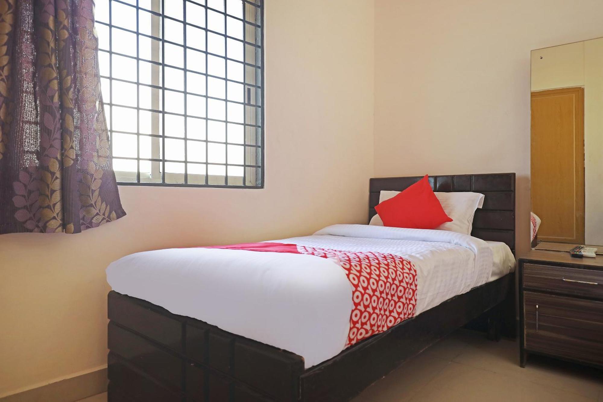 Hotel O Hotel Utsav Palace Bangalore Bagian luar foto