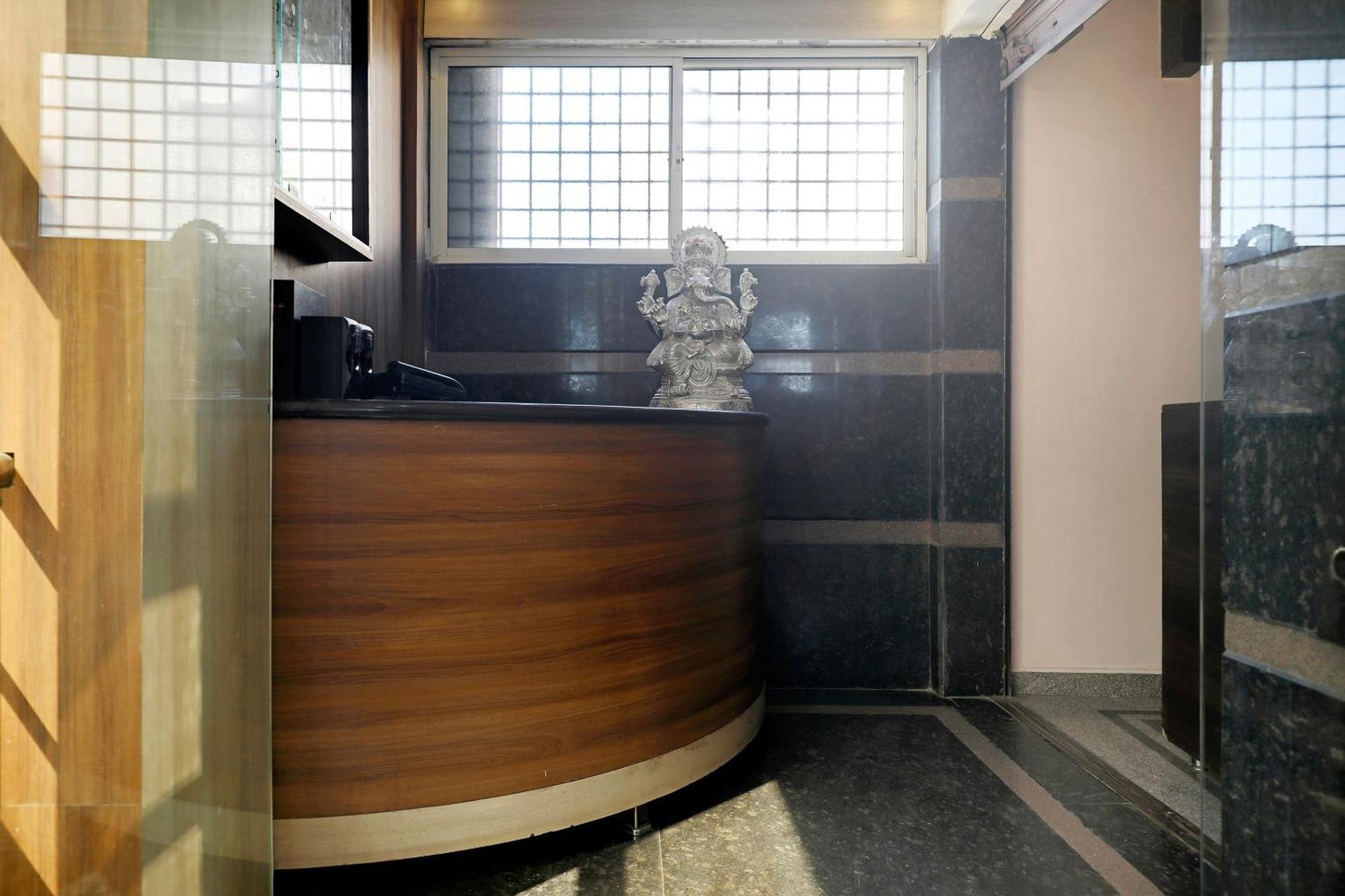 Hotel O Hotel Utsav Palace Bangalore Bagian luar foto